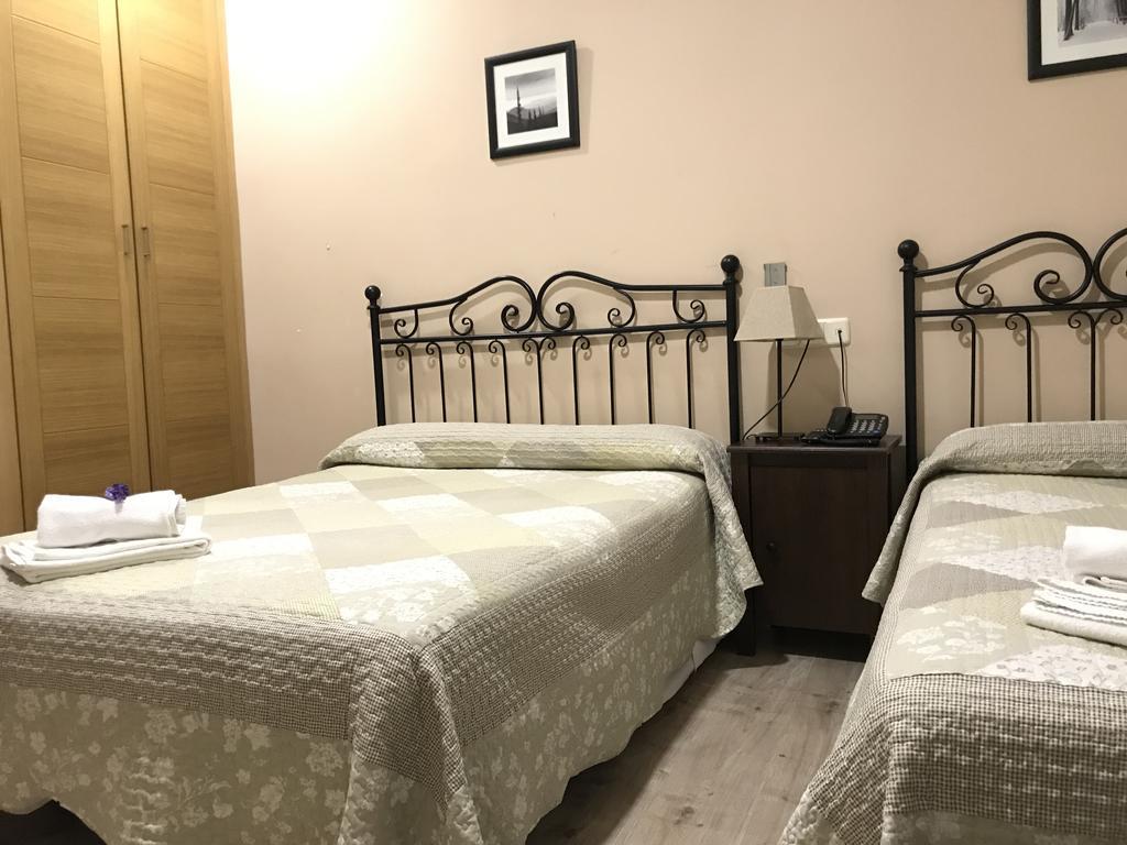 Hostal El Pilar Madrid Eksteriør billede